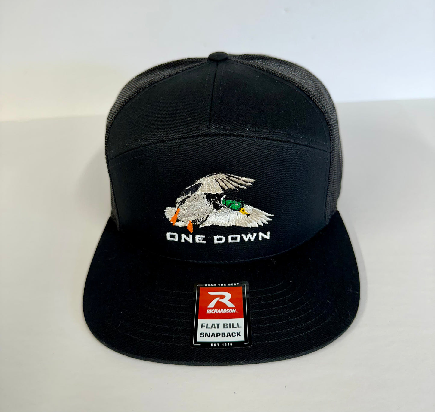 Wings Cupped Richardson 7 Panel Black